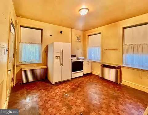 920 Centre Ave, Reading, PA 19601 photo 11