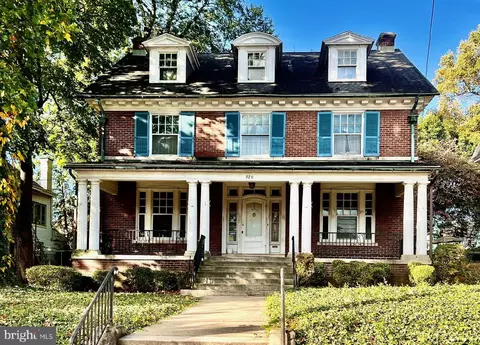 920 Centre Ave, Reading, PA 19601