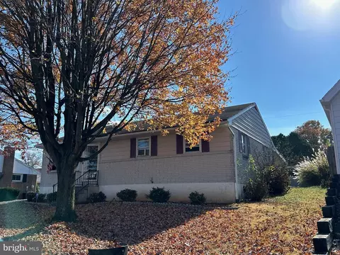 2032 Reading, Reading, PA 19609