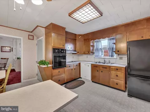 116 State St, Reading, PA 19607 photo 7