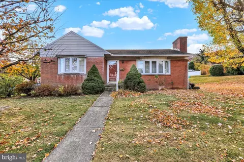48 Butter Ln, Reading, PA 19606
