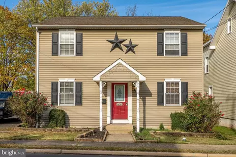 609 W First St, Birdsboro, PA 19508