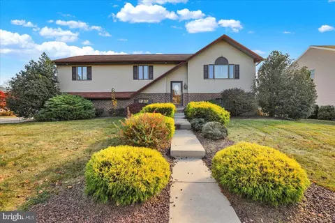 4300 Danor Dr, Reading, PA 19605