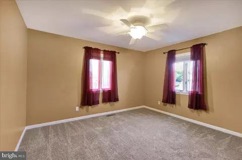 4300 Danor Dr, Reading, PA 19605 photo 13