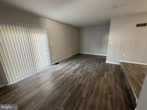 Living - 2831 Sturbridge Ct, Reading, PA 19608 photo 2 of 5