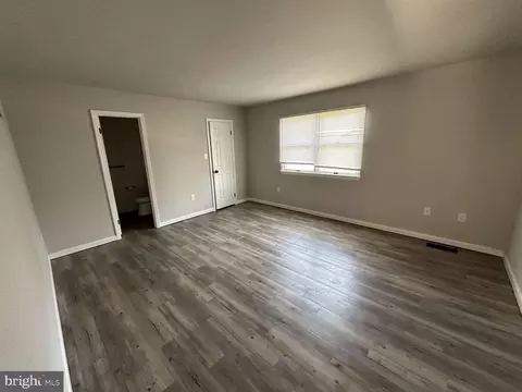 Living - 2831 Sturbridge Ct, Reading, PA 19608 photo 5 of 5