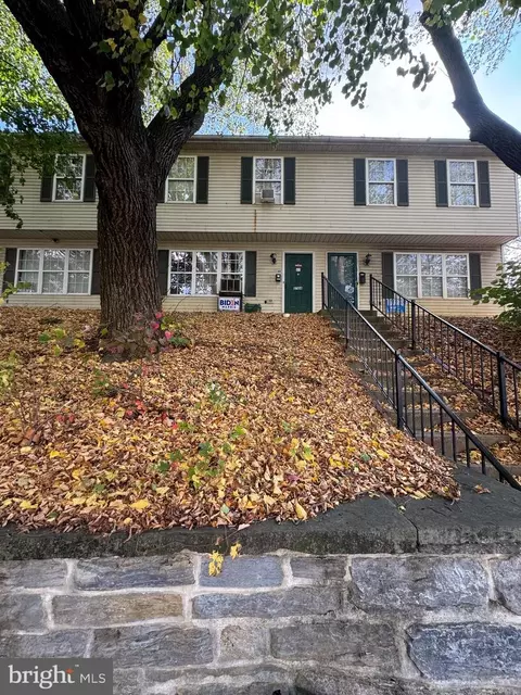 1704 Cotton St, Reading, PA 19606
