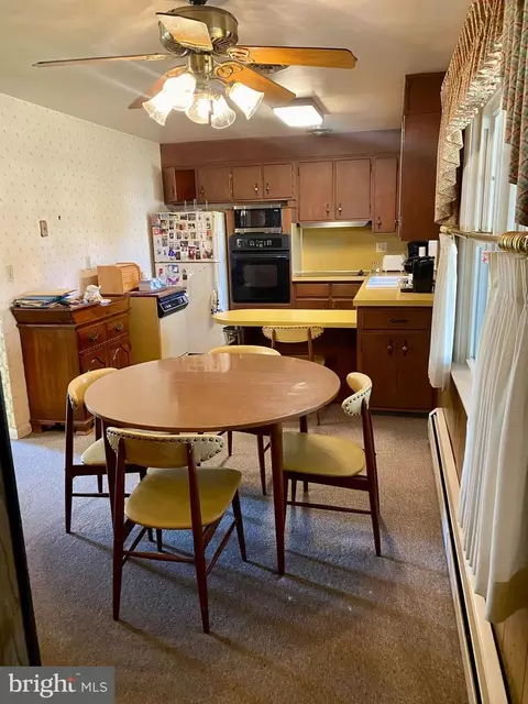 Kitchen - 4 Adele Ave, Blandon, PA 19510 photo 2 of 2