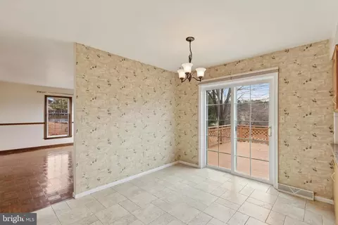 82 Starr Rd, Reading, PA 19608 photo 10