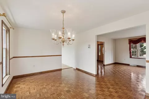 82 Starr Rd, Reading, PA 19608 photo 8