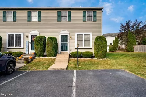 111 Canberra Ct, Reading, PA 19608