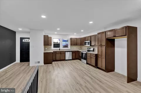 1334 Fox Run Rd, Reading, PA 19606 photo 4