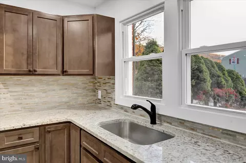 1334 Fox Run Rd, Reading, PA 19606 photo 10