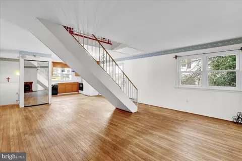 Entry Way - 52 Walnut St, Reading, PA 19606 photo 1 of 1