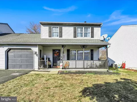 185 S View Rd, Fleetwood, PA 19522