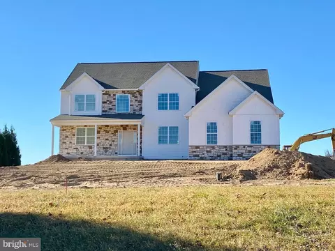 88 Kutztown Rd, Hereford, PA 18056