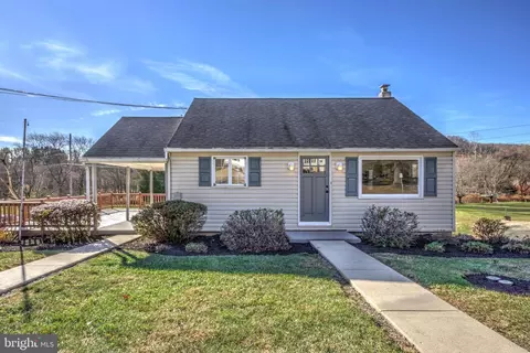 1002 W Philadelphia Ave, Boyertown, PA 19512