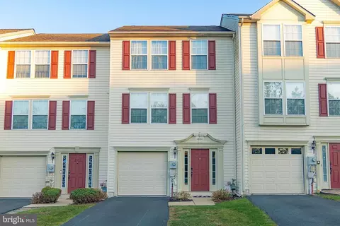 2904 Orchard View Rd, Reading, PA 19606