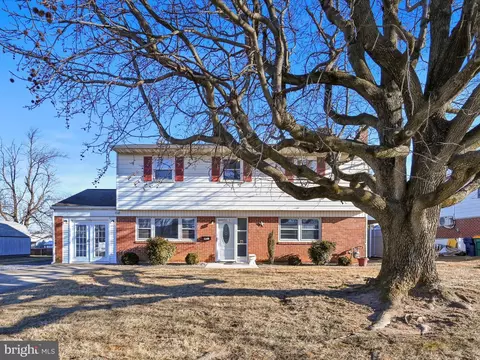 2821 Shillington Rd, Sinking Spring, PA 19608