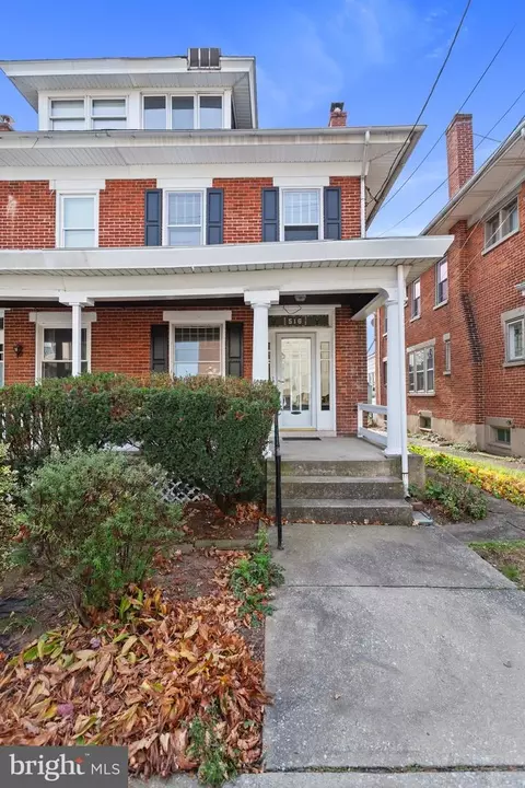 516 E 4th St, Boyertown, PA 19512