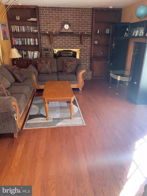 2720 Beacon Dr, Sinking Spring, PA 19608 photo 7