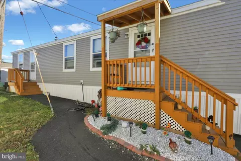 43 Keystone Rd, Reading, PA 19606