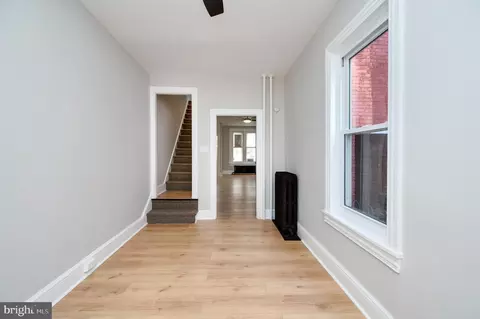 Entry Way - 932 Oley St, Reading, PA 19604 photo 4 of 10