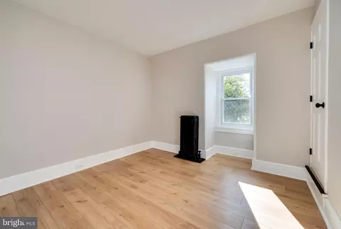 Bedroom - 932 Oley St, Reading, PA 19604 photo 7 of 8