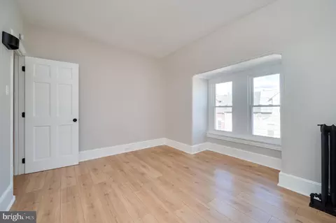 Bedroom - 932 Oley St, Reading, PA 19604 photo 6 of 8