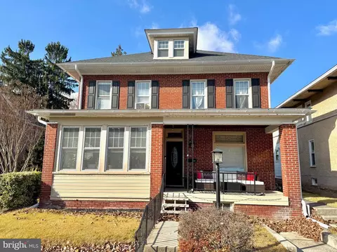 422 N 25th St, Reading, PA 19606