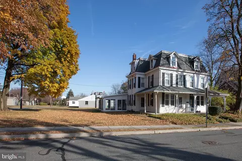 308 Pennsylvania Ave, Kutztown, PA 19530