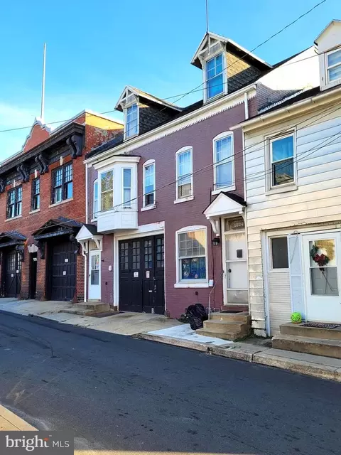 1031 Penn St, Reading, PA 19601 photo 4