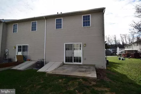 127 Canberra Ct, Sinking Spring, PA 19608 photo 23