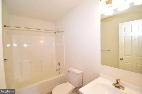 127 Canberra Ct, Sinking Spring, PA 19608 photo 15