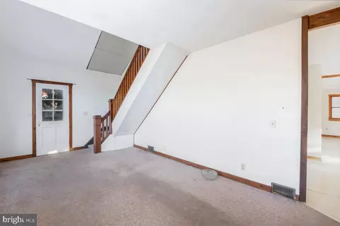 Living - 701 E Neversink Rd, Reading, PA 19606 photo 2 of 6