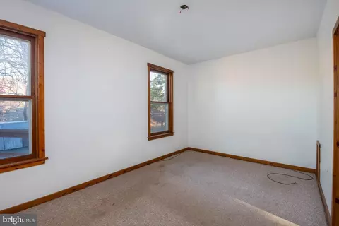 Bedroom - 701 E Neversink Rd, Reading, PA 19606 photo 1 of 3