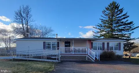 46 Keystone Rd, Reading, PA 19606 photo 3