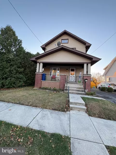 3214 Raymond St, Reading, PA 19605