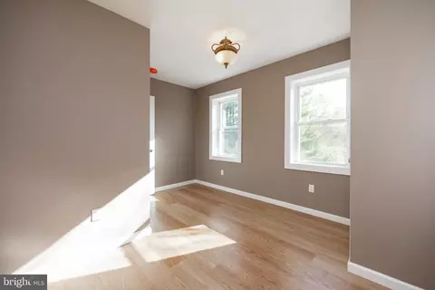Entry Way - 60 Starr Rd, Reading, PA 19608 photo 2 of 10