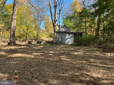 1903 Butter Ln, Reading, PA 19606