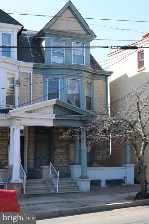 324 Spring St, Reading, PA 19601