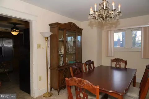 Dining - 1449 Fern Ave, Reading, PA 19607 photo 2 of 2