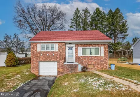 511 Marshall Dr, Reading, PA 19607
