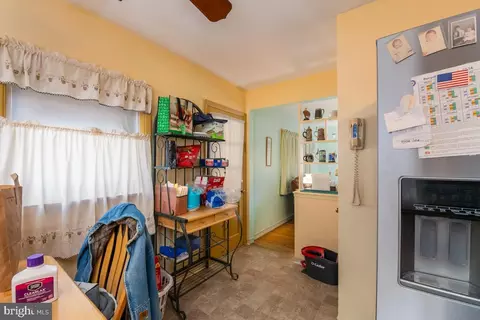 Entry Way - 511 Marshall Dr, Reading, PA 19607 photo 3 of 4