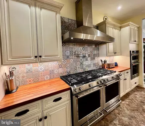 816 N 3rd St, Reading, PA 19601 photo 18