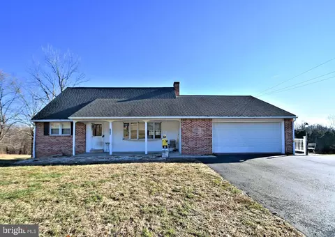 1624 S Main St, Bechtelsville, PA 19505