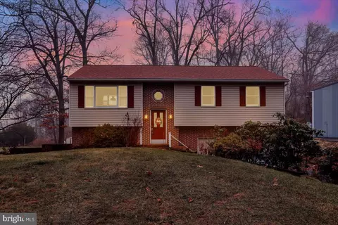 2121 Georgia Rd, Temple, PA 19560