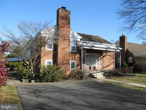 225 Emerald Ave, Reading, PA 19606
