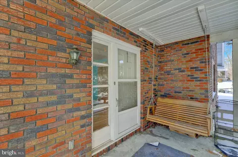 Exterior - 140 Main St, Mohnton, PA 19540 photo 3 of 4