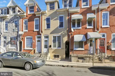 323 Orange St, Reading, PA 19602